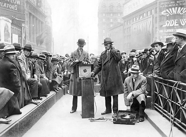 Mystical language loops: A moment with Walter Benjamin